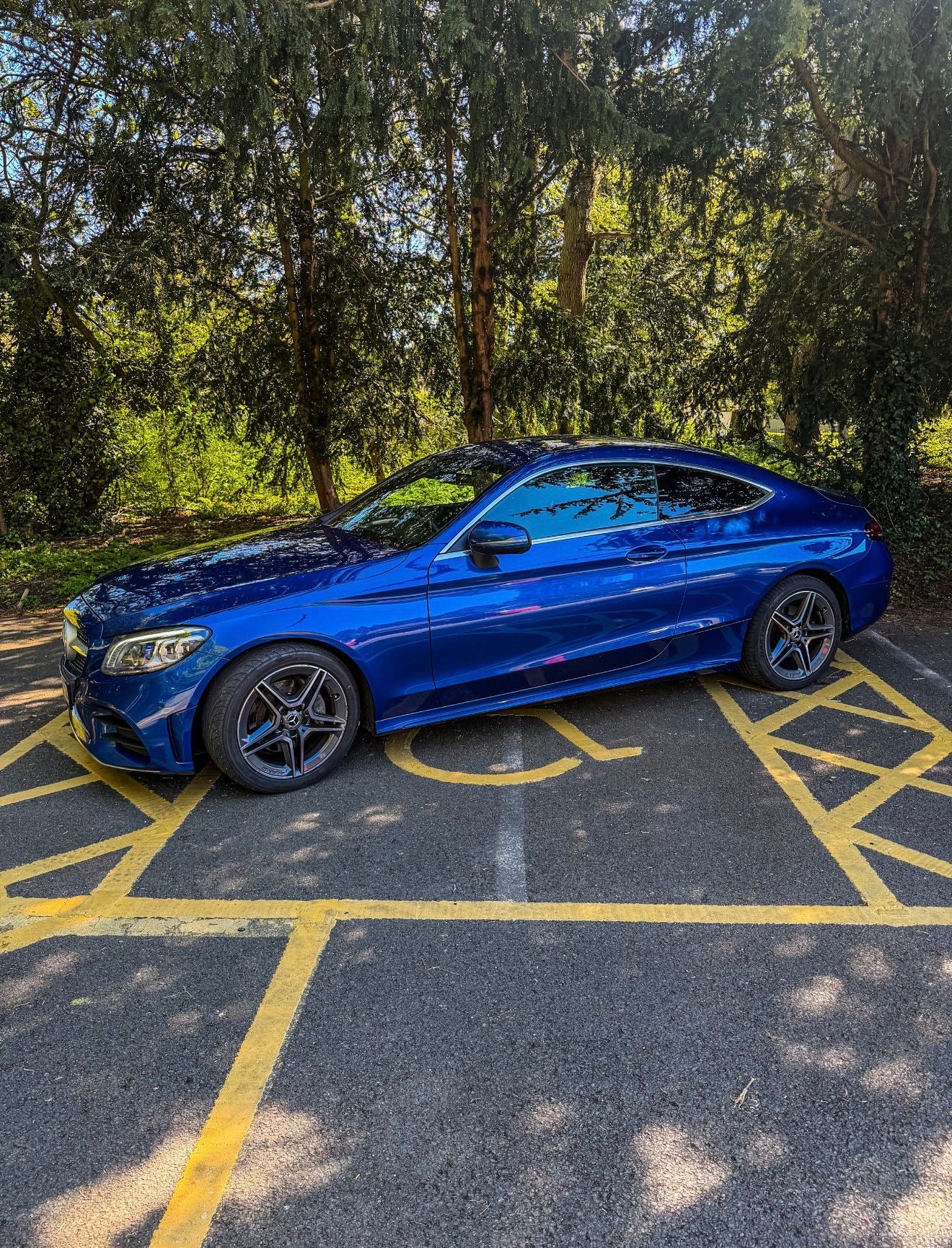 MERCEDES-BENZ C CLASS 2.0 C220D AMG LINE EDITION