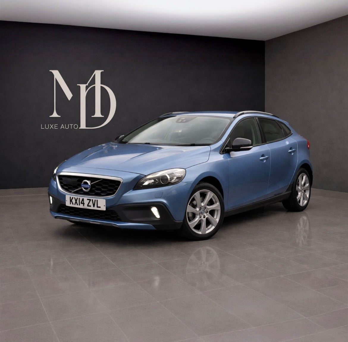 VOLVO V40 CROSS COUNTRY 2014